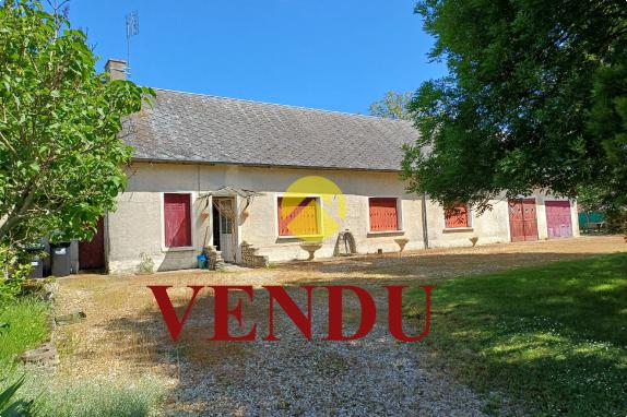 LONGERE - Terrain 7000 M2 (Rare) LONGERE - Terrain 7000 M2 (Rare)