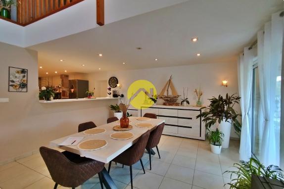 Maison d'architecte, grand standing Maison d'architecte, grand standing