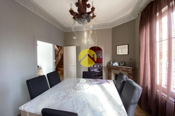 MAISON SECTEUR MARAIS  MAISON SECTEUR MARAIS