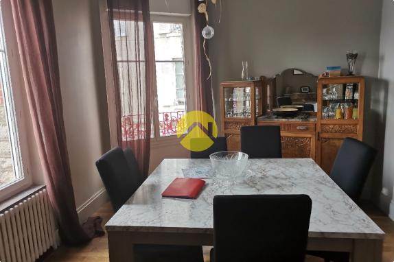 MAISON SECTEUR MARAIS  MAISON SECTEUR MARAIS