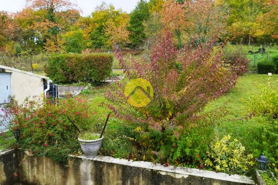 MAISON SUR SOUS SOL MAISON SUR SOUS SOL