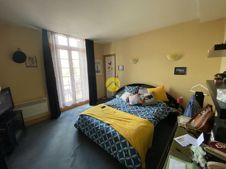 APPARTEMENT AVEC TERRASSE