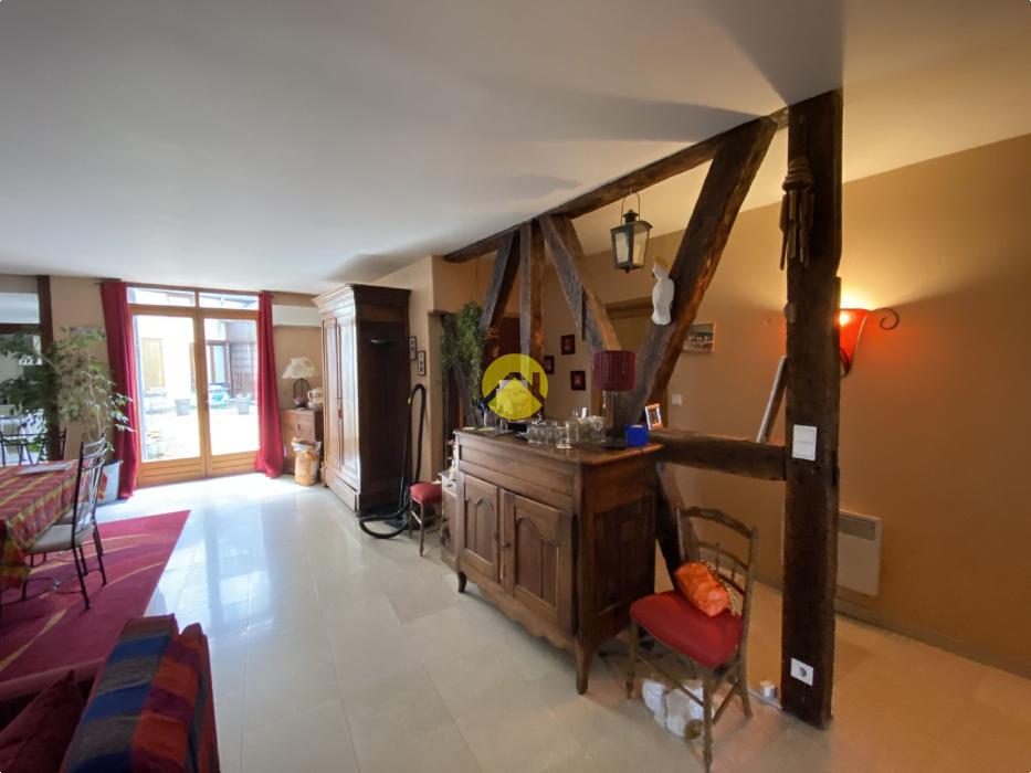 APPARTEMENT AVEC TERRASSE