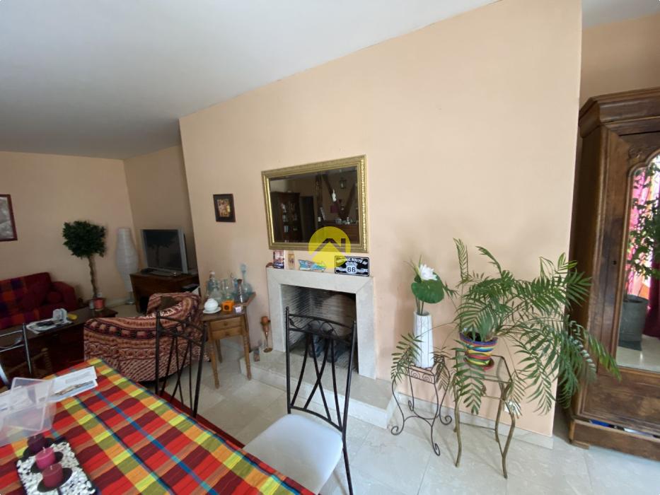 APPARTEMENT AVEC TERRASSE