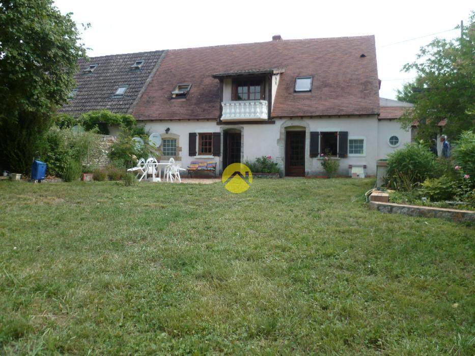 BELLE MAISON DE CAMPAGNE