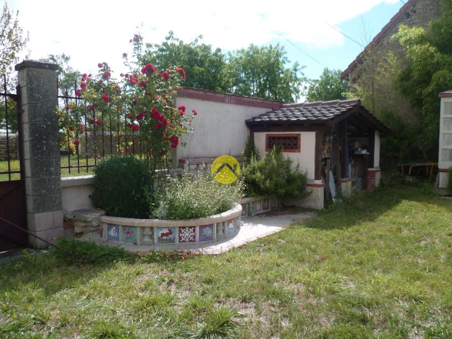 BELLE MAISON DE CAMPAGNE
