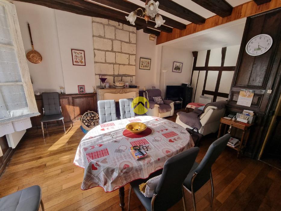 Maison / Pavillon Bourges avaricum, 8 pièces à vendre