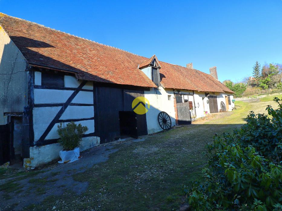 Fermette / Longere   de plus  1 Ha Vailly sur sauldre, 4 pièces à vendre