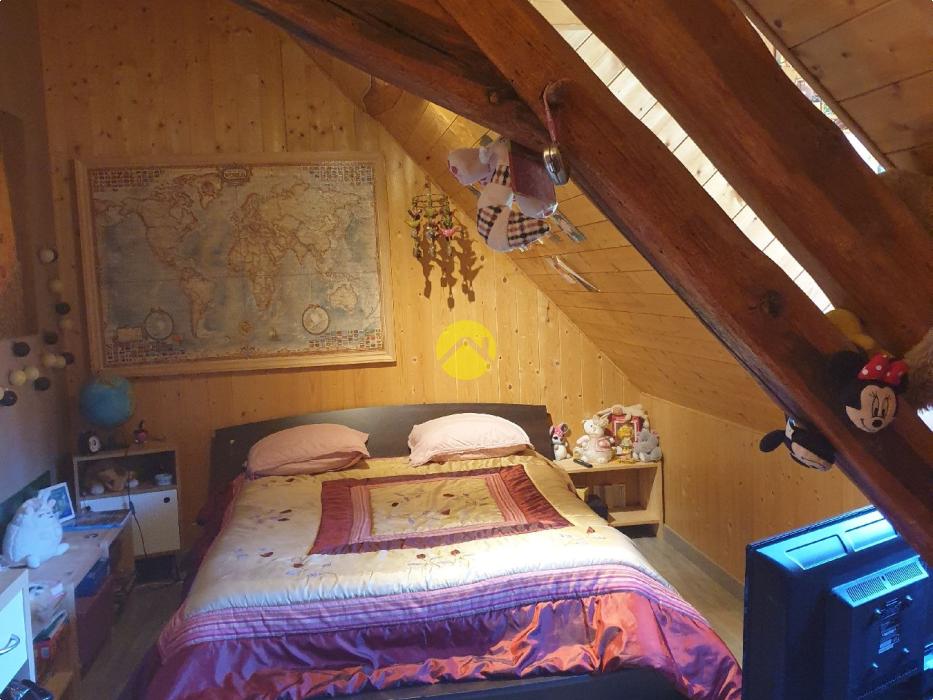 CHARMANTE PROPRIETE SUR 1 HA