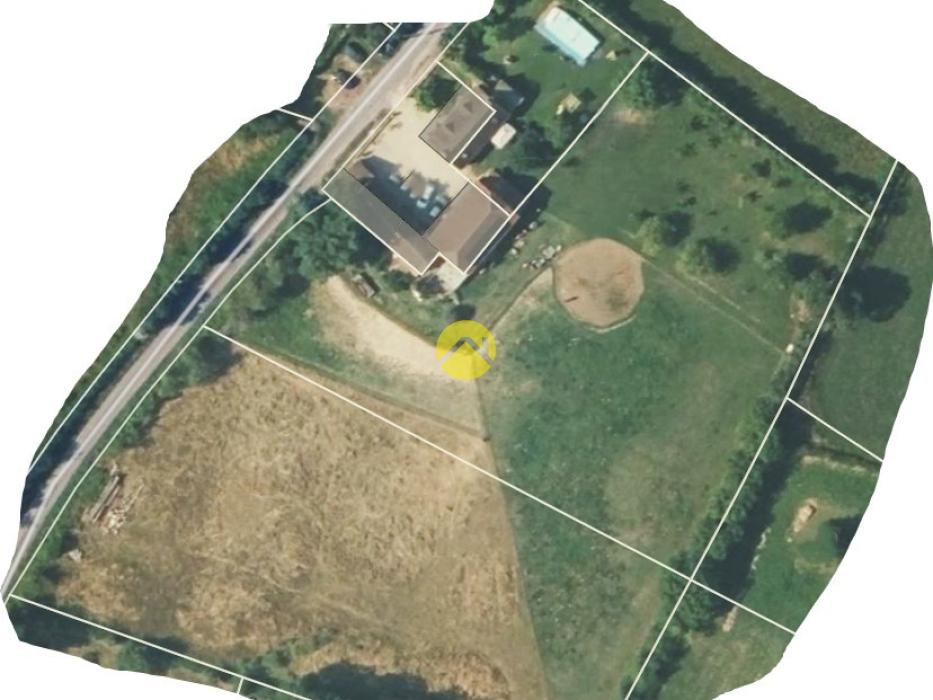 CHARMANTE PROPRIETE SUR 1 HA