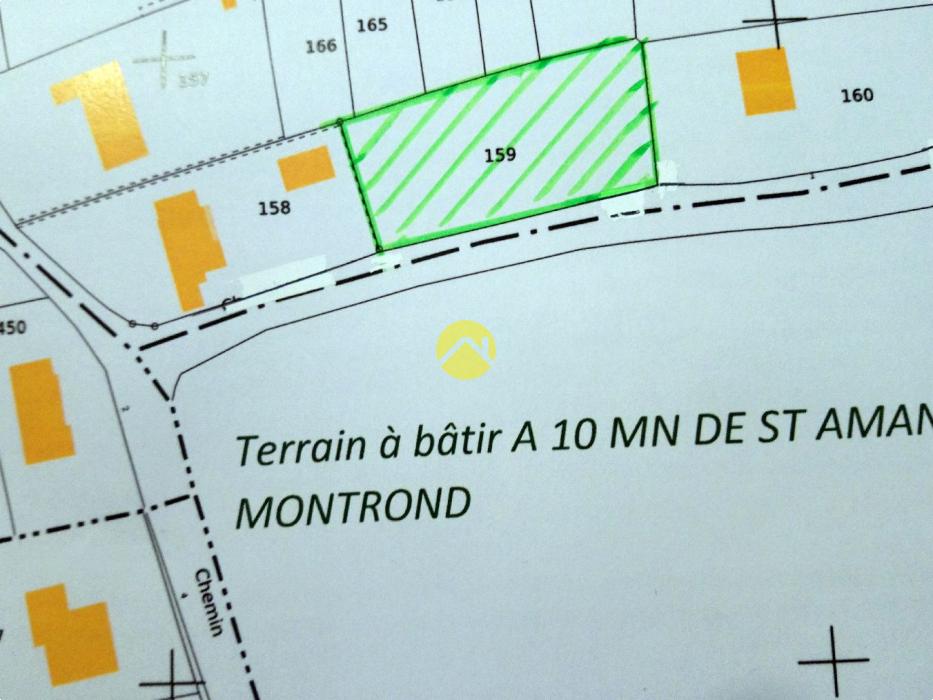 TERRAIN A BATIR BIEN SITUE  