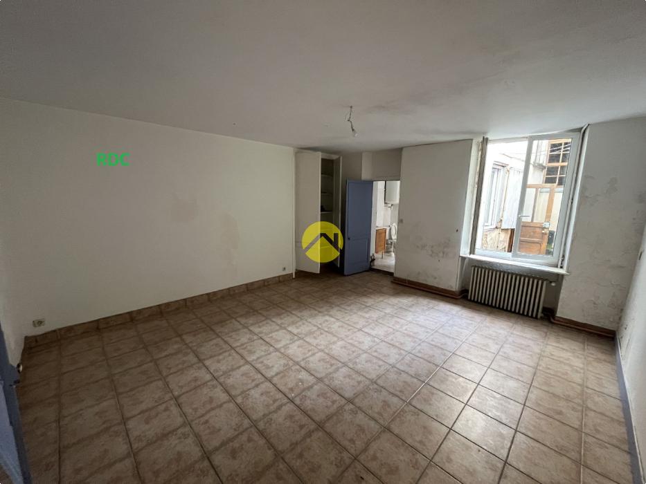 Appartement F1 + duplex 170m²