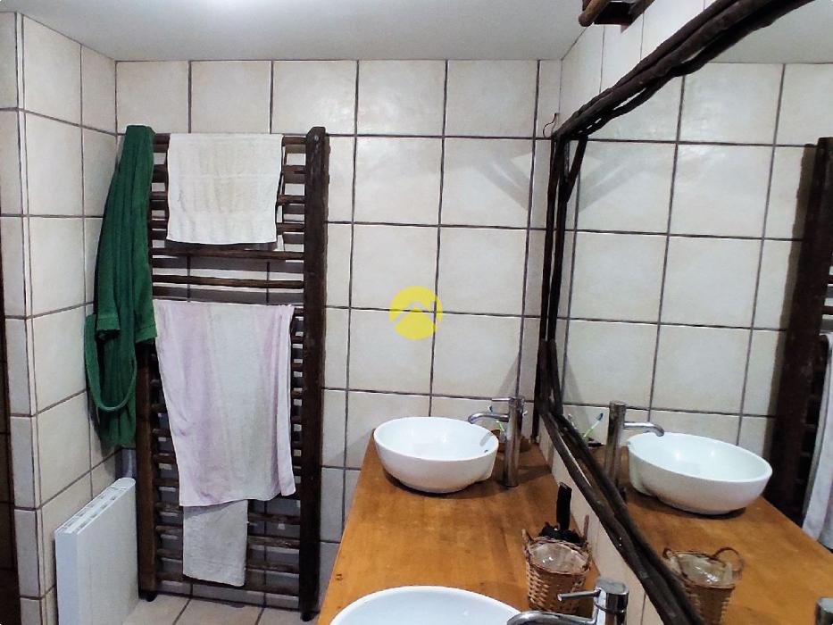 Maison au calme avec étang 