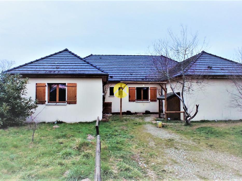 Maison au calme avec étang 
