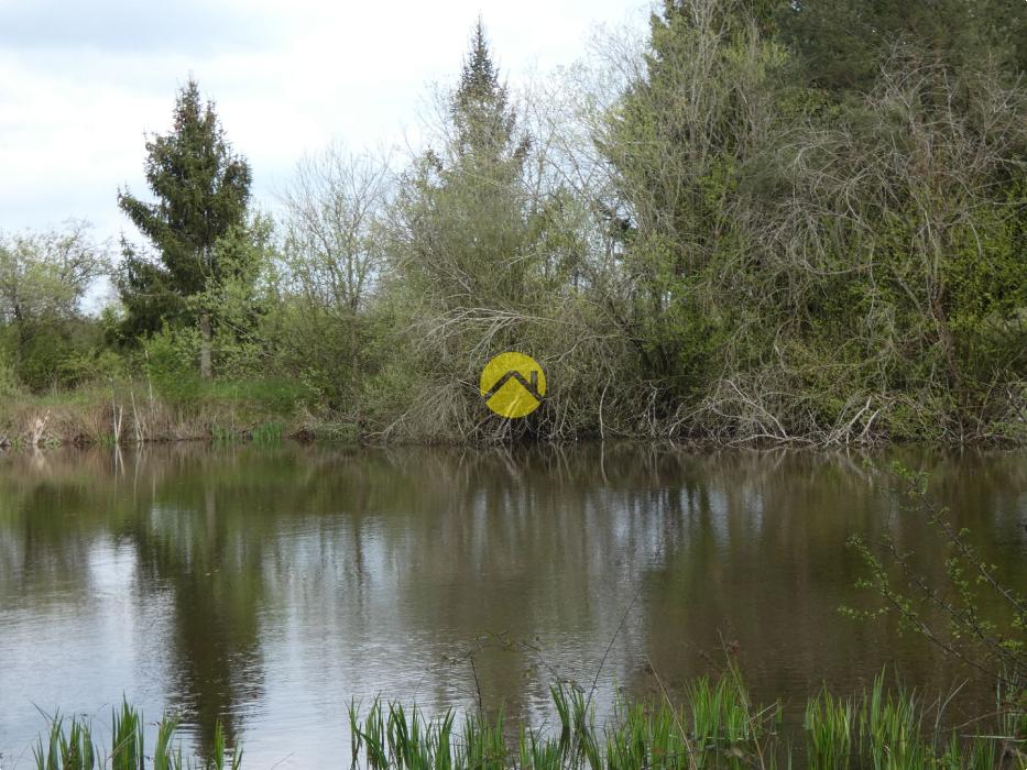 PPRPRIETE sur 25  HA (environ)