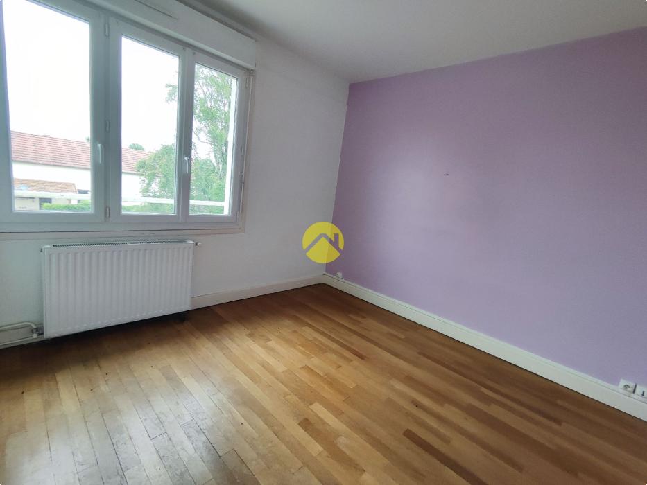 MAISON SUR SOUS-SOL 87 m² 3CH