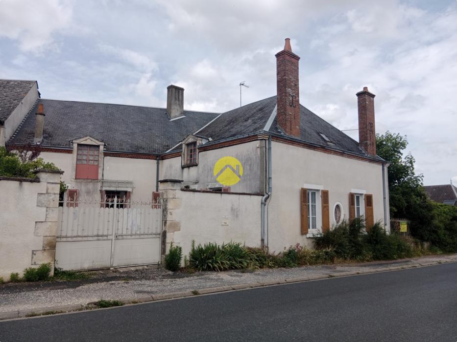 Charme et authenticité : Maison de pierre à rénover