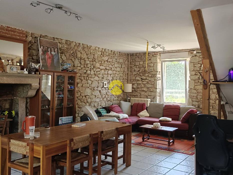Corps de ferme sur 1ha78a38ca