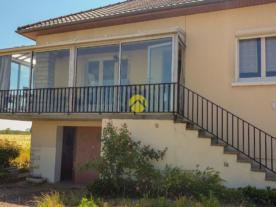 2 MAISONS, GRAND TERRAIN 