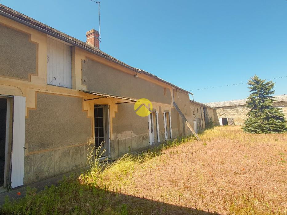 2 MAISONS, GRAND TERRAIN 