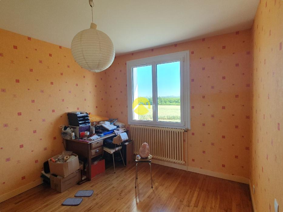 2 MAISONS, GRAND TERRAIN 