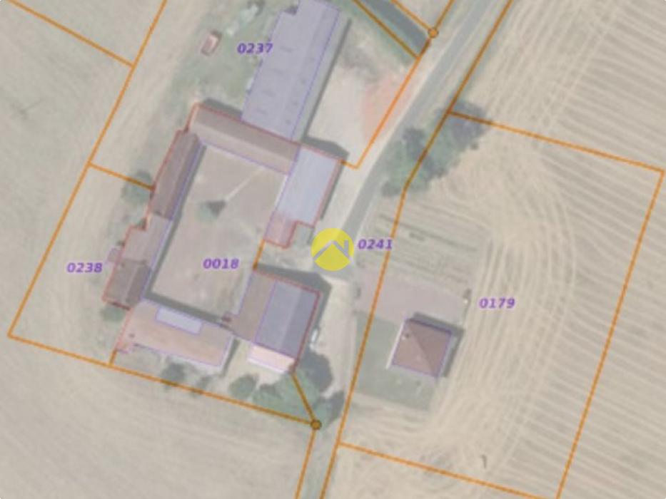2 MAISONS, GRAND TERRAIN 