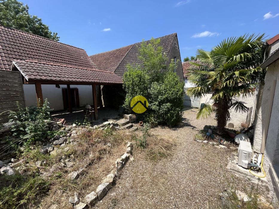 Maison avec jardin+dépendance