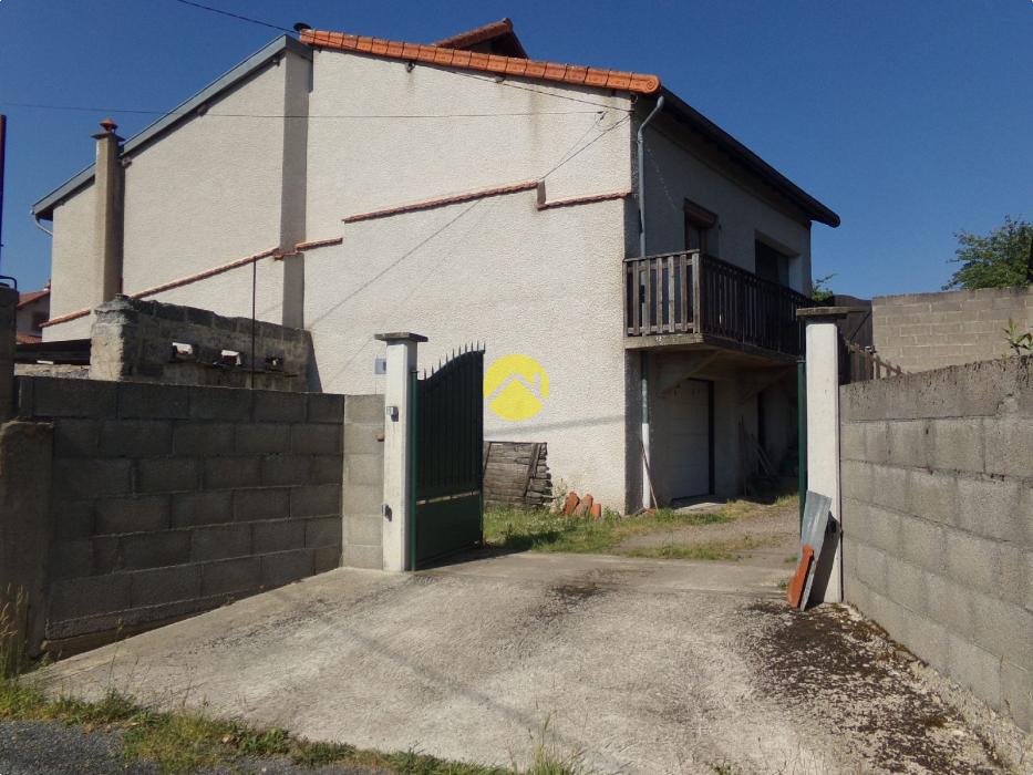 Maison de bourg avec terrain