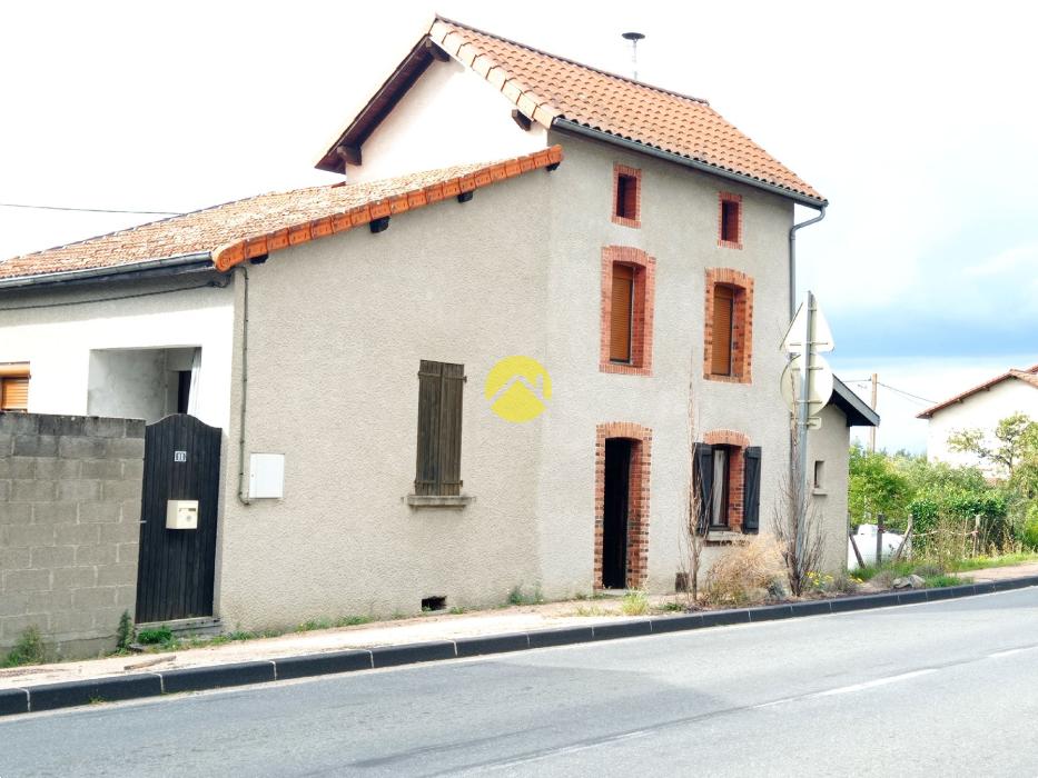 Maison de bourg avec terrain