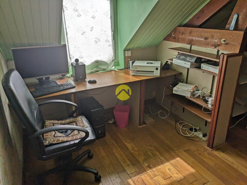 MAISON AVEC DÉPENDANCES