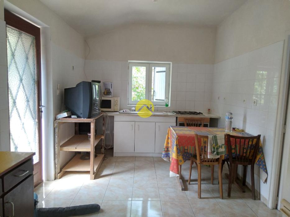 Maison sur 5860 m² de terrain