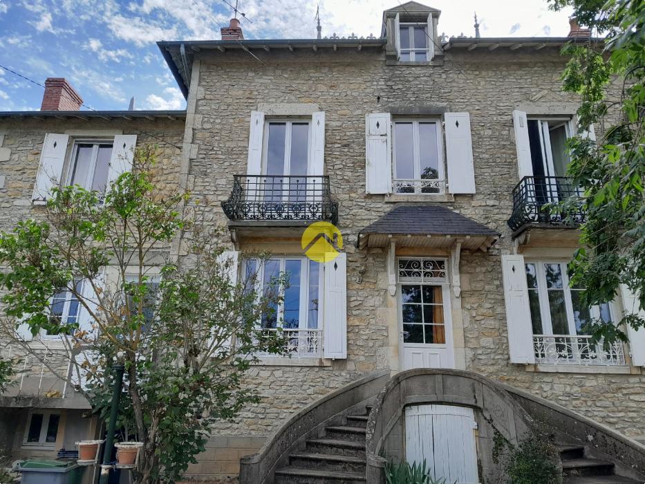 MAISON DE MAITRE 