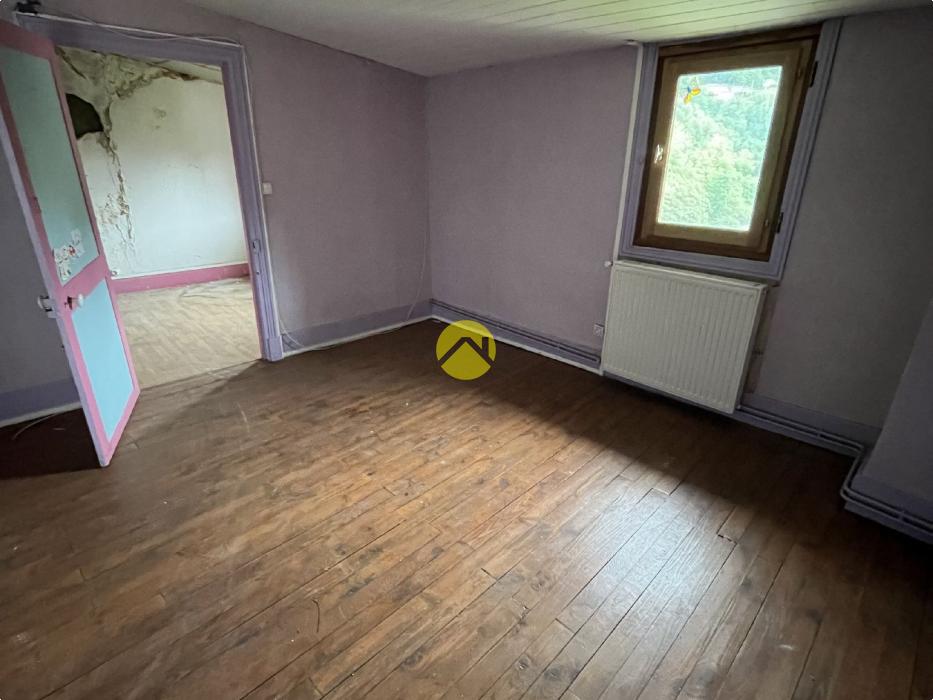 Maison de bourg gros potentiel