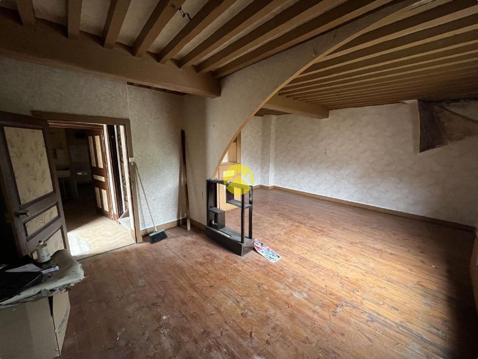 Maison de bourg gros potentiel