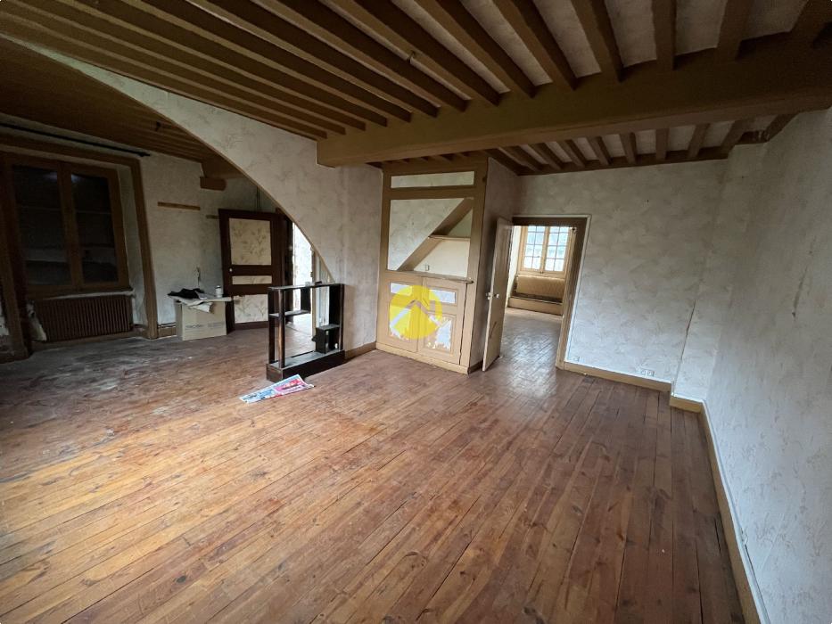 Maison de bourg gros potentiel