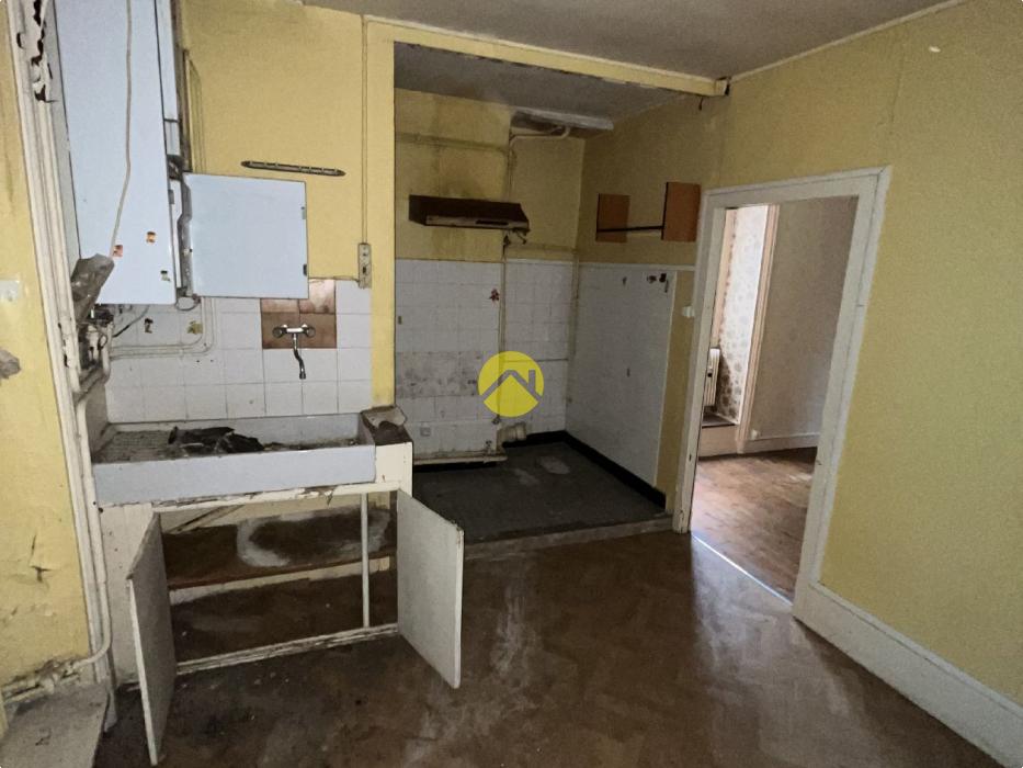 Maison de bourg gros potentiel