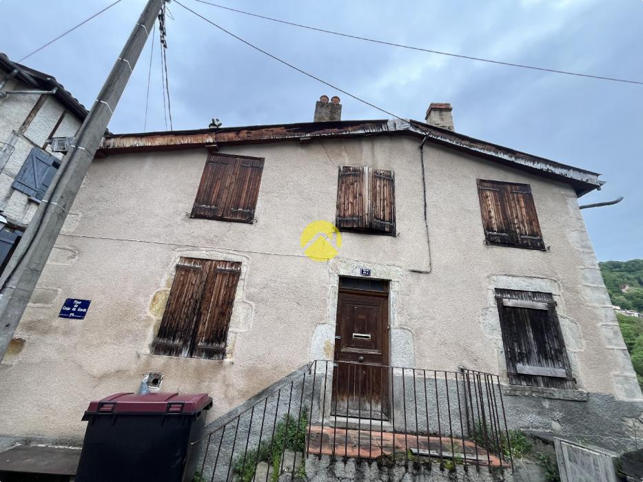 Maison de bourg gros potentiel