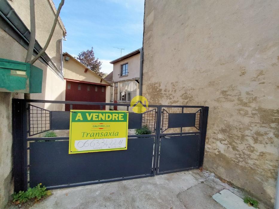 Maison partiellement rénovée