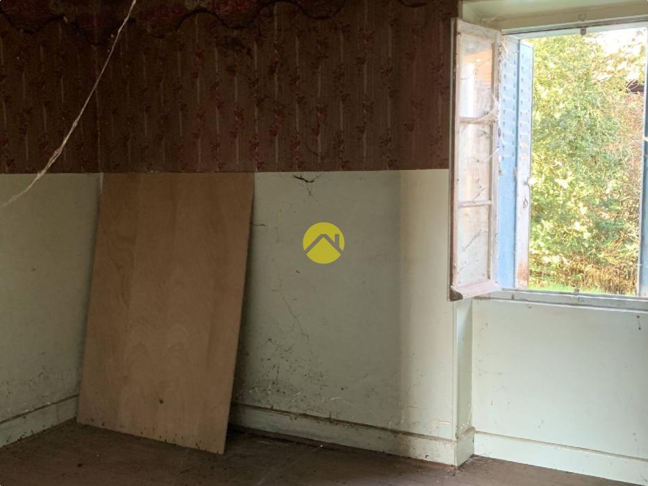 1 maison et 2 granges 