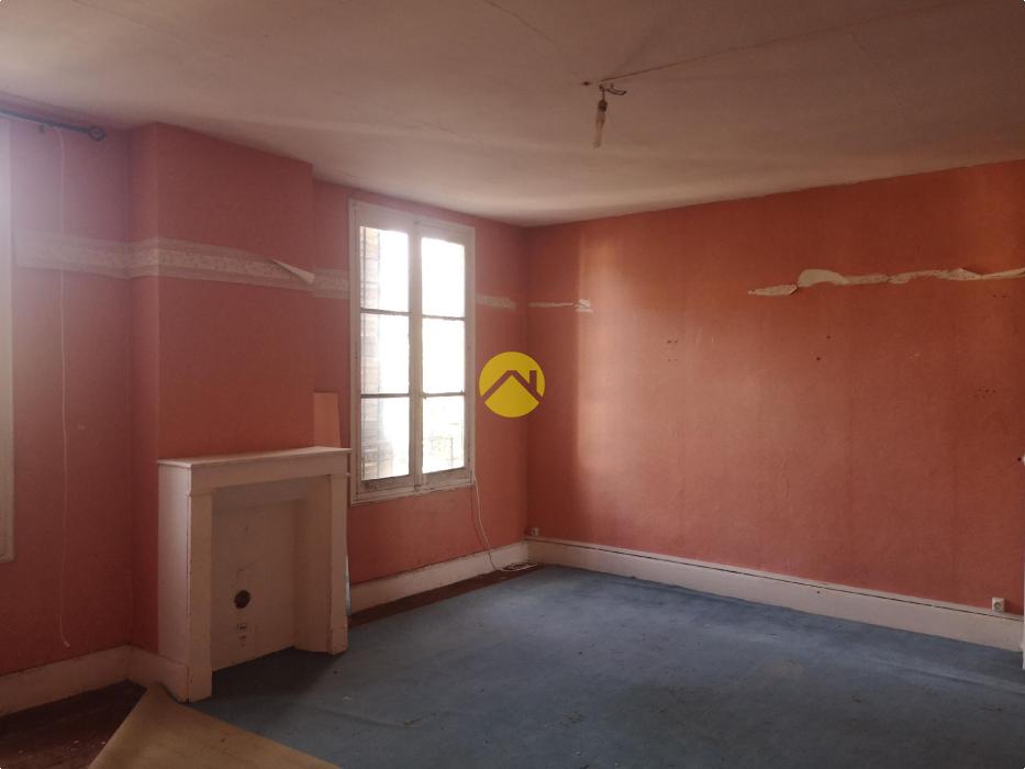 Immeuble avec boutique