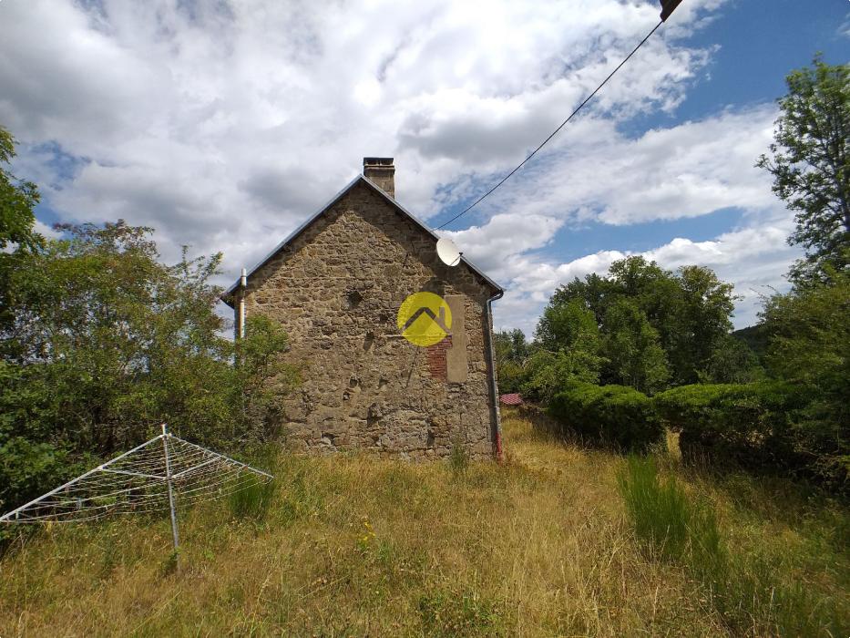 Maison avec grange
