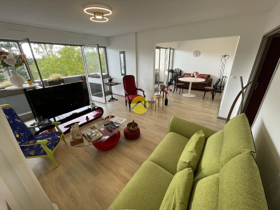 APPARTEMENT 85M² CLE EN MAIN
