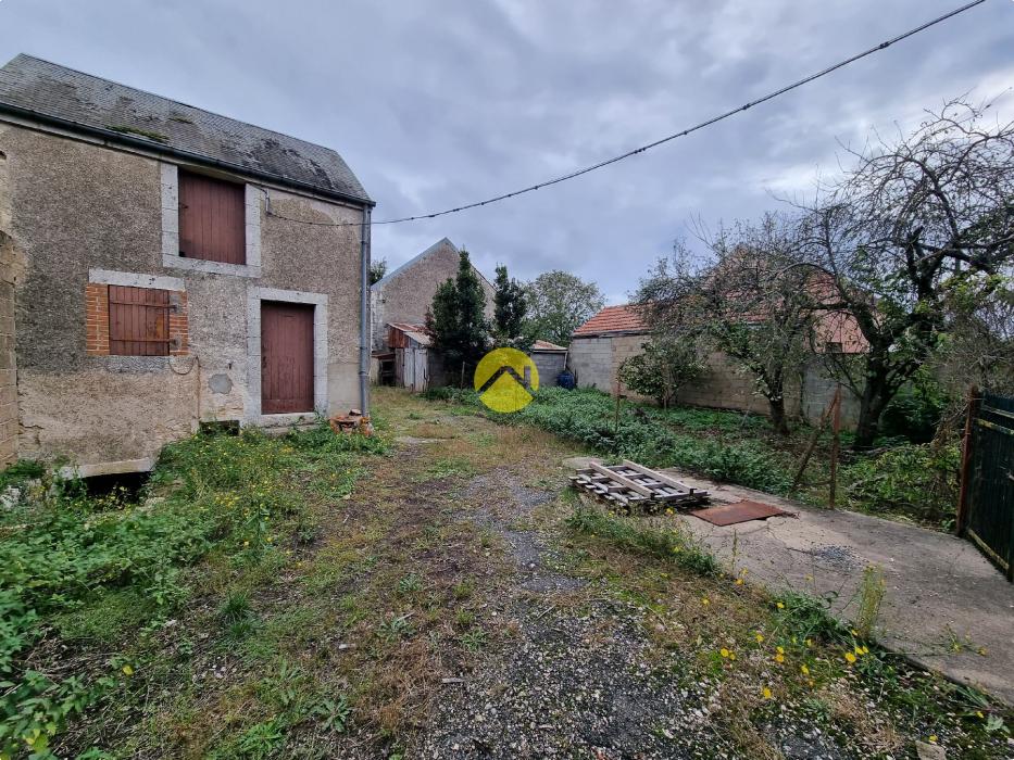 MAISON AVEC 700 M DE TERRAIN