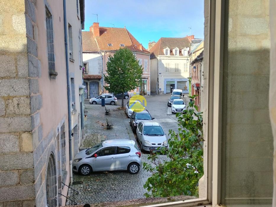 Maison avec cour