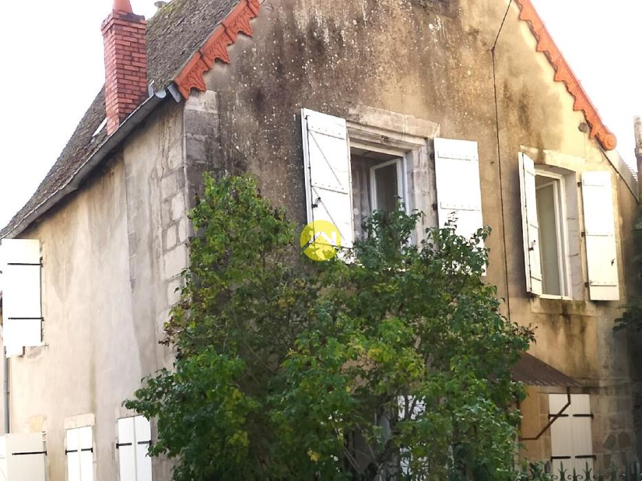 Maison avec cour