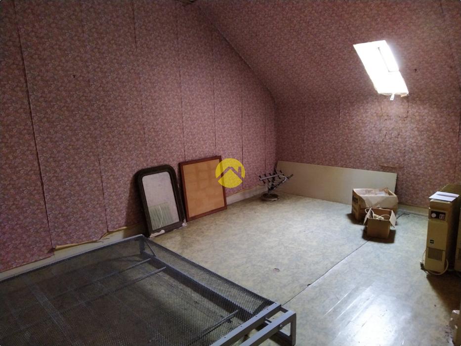 COMMERCE & HABITATION