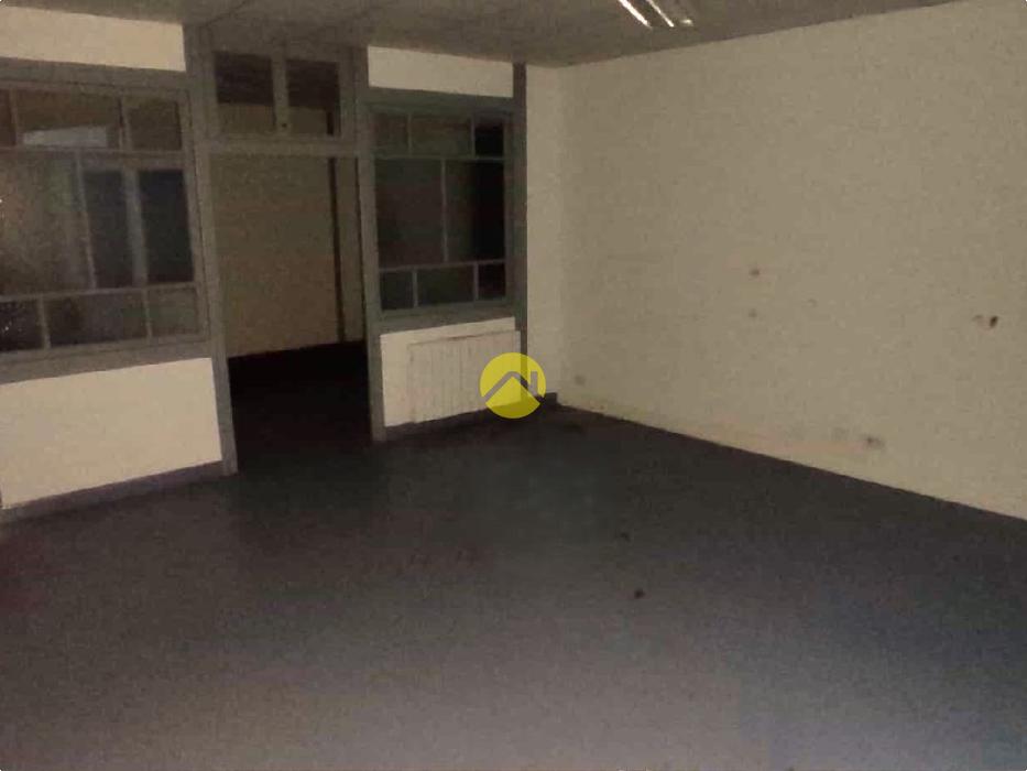 LOCAL COMMERCIAL A LOUER