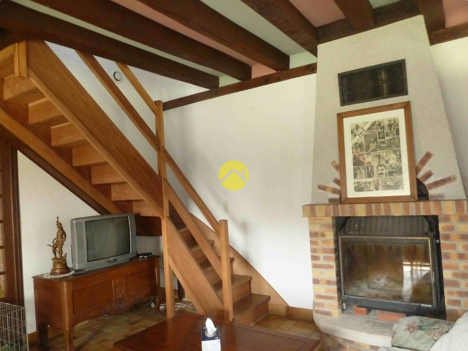 MAISON DE CAMPAGNE  FACE ETANG