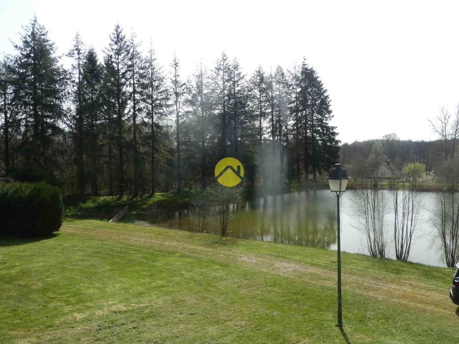 MAISON DE CAMPAGNE  FACE ETANG