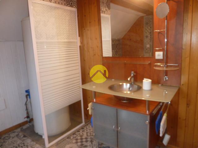 CHALET AVEC 3 CHAMBRES